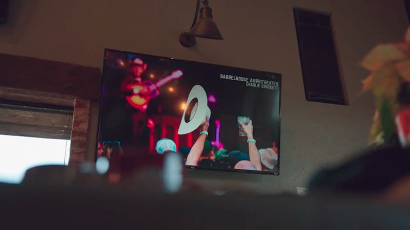 5 Examples of How Restaurants Can Utilize Digital Signage to Become More Attractive